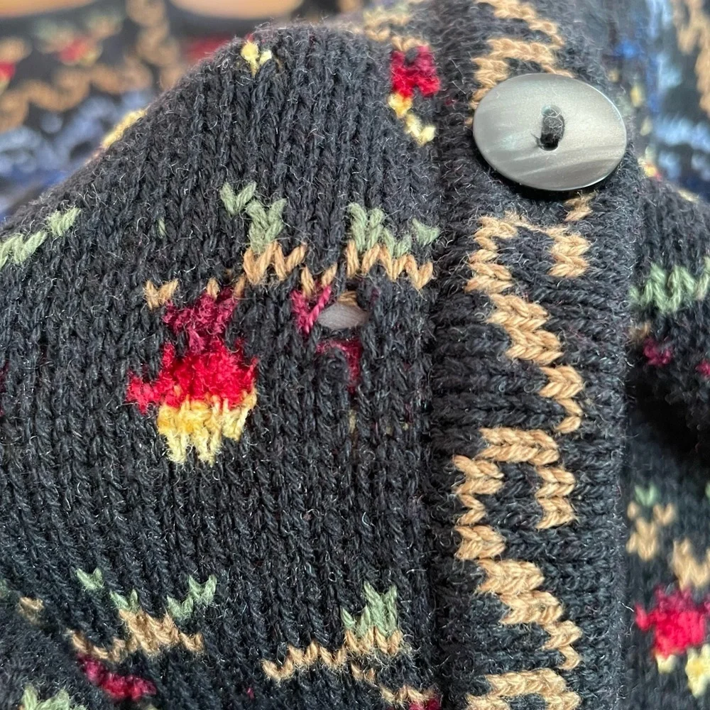 Vintage Appleseed's Multi-Color Classic Button Down Cardigan Sweater Size L